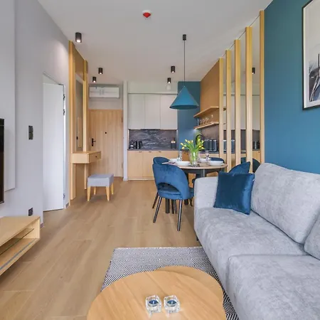 Omega Lake, Sun & Snow Lejlighed *