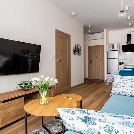 Omega Lake, Sun & Snow