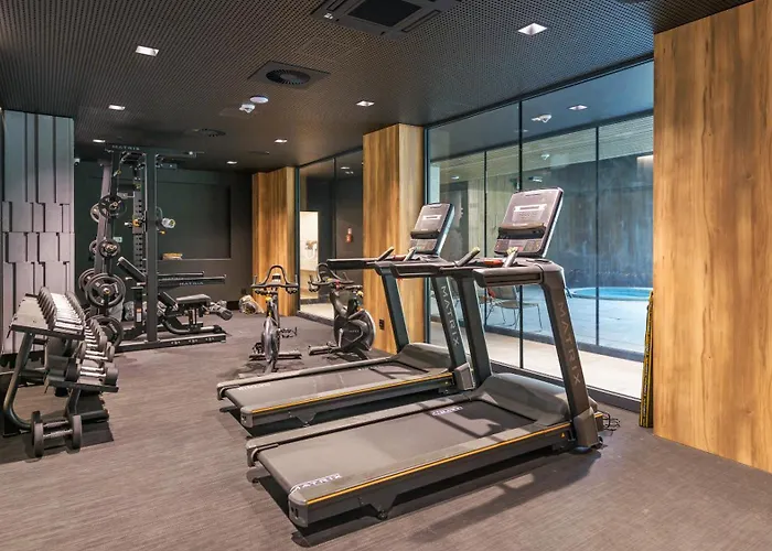 Omega Lake, Sun & Snow