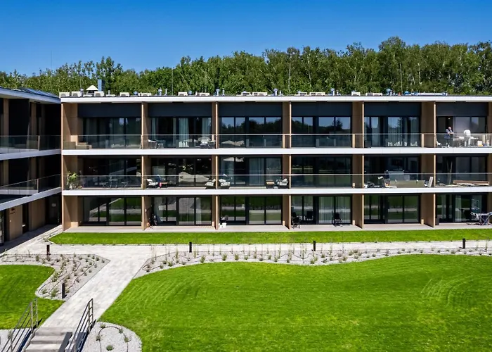 Omega Lake, Sun & Snow *