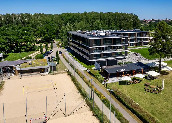 Omega Lake, Sun & Snow Lägenhet